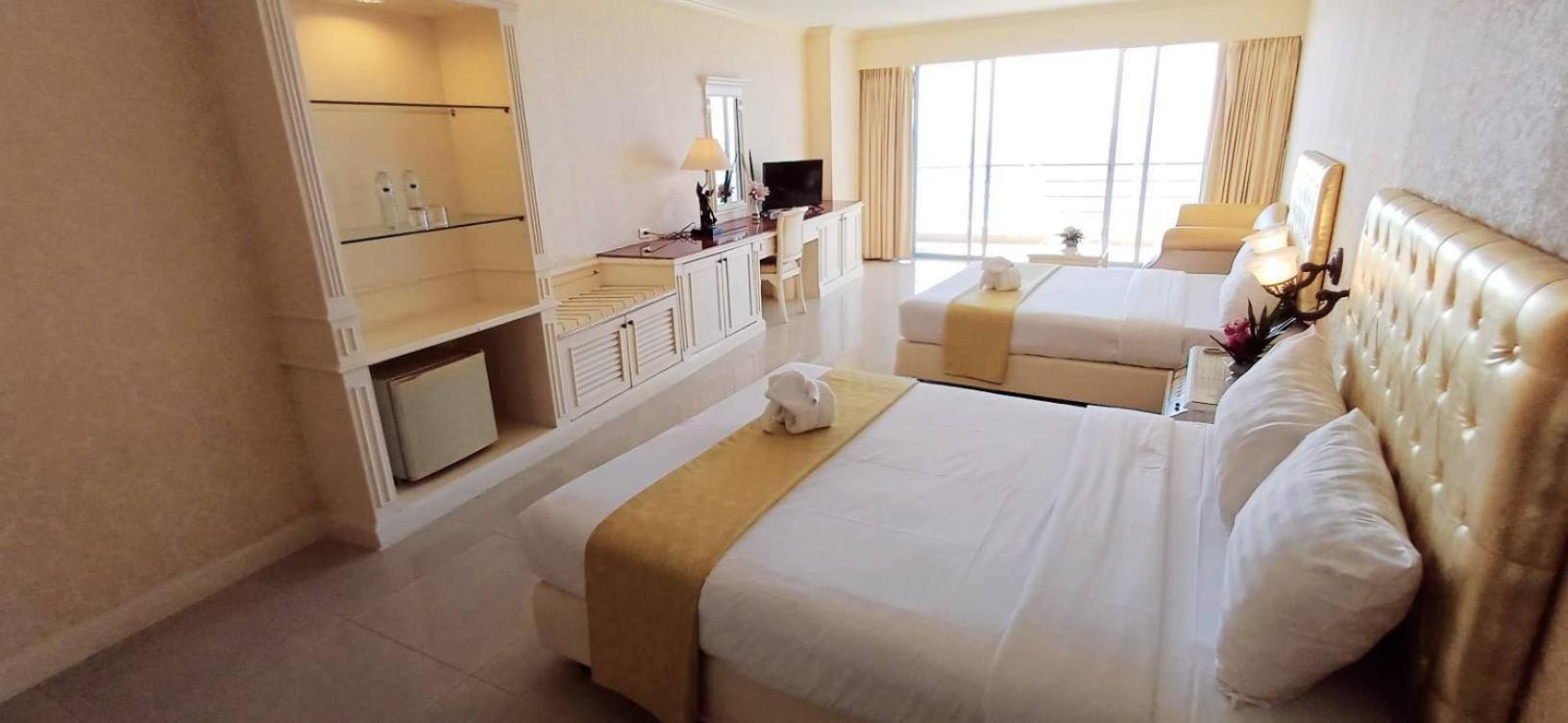Adriatic Palace Hotel 파타야 외부 사진