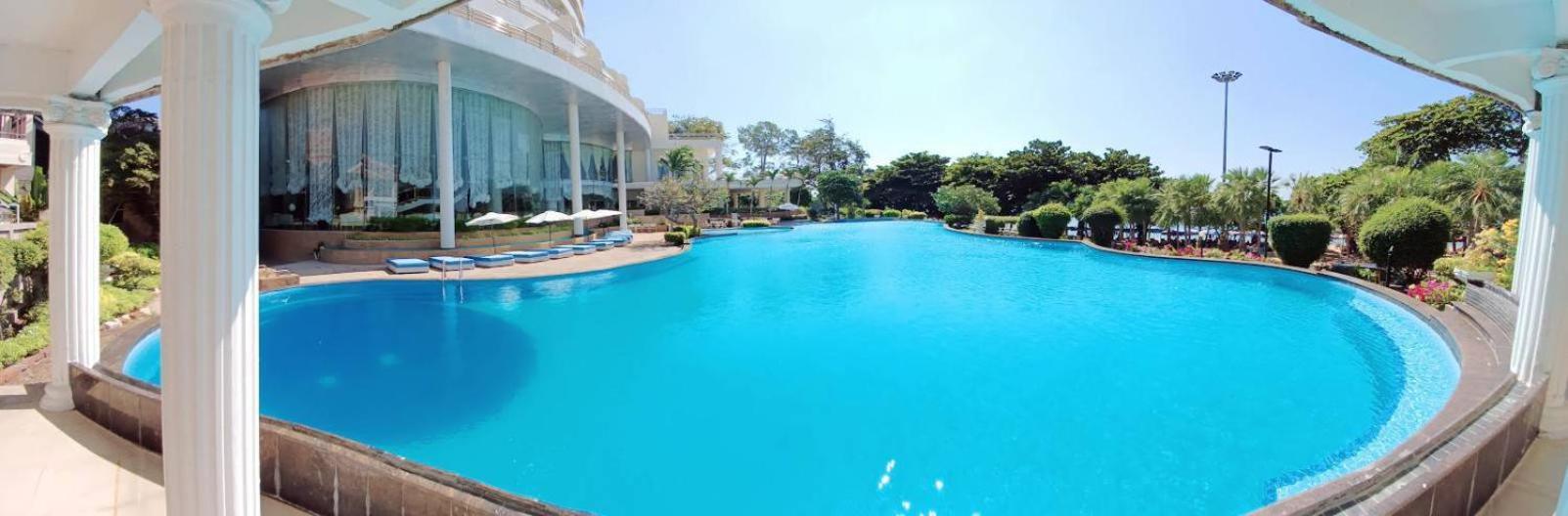 Adriatic Palace Hotel 파타야 외부 사진
